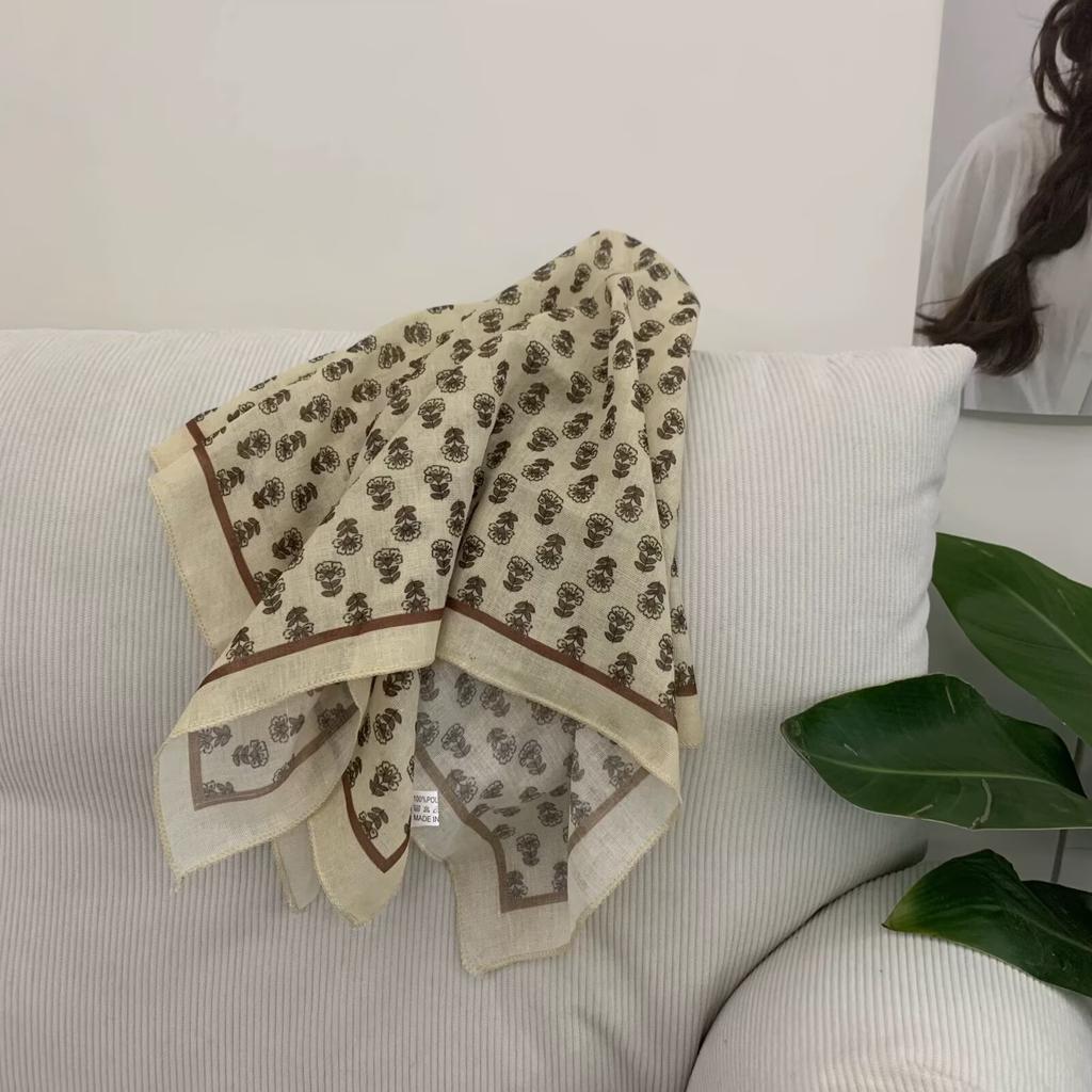 Cotton and linen headscarf small square scarf 11 * 11cm silk scarf square scarf polka dot silk scarf ribbon thin soft high-end silk scarf