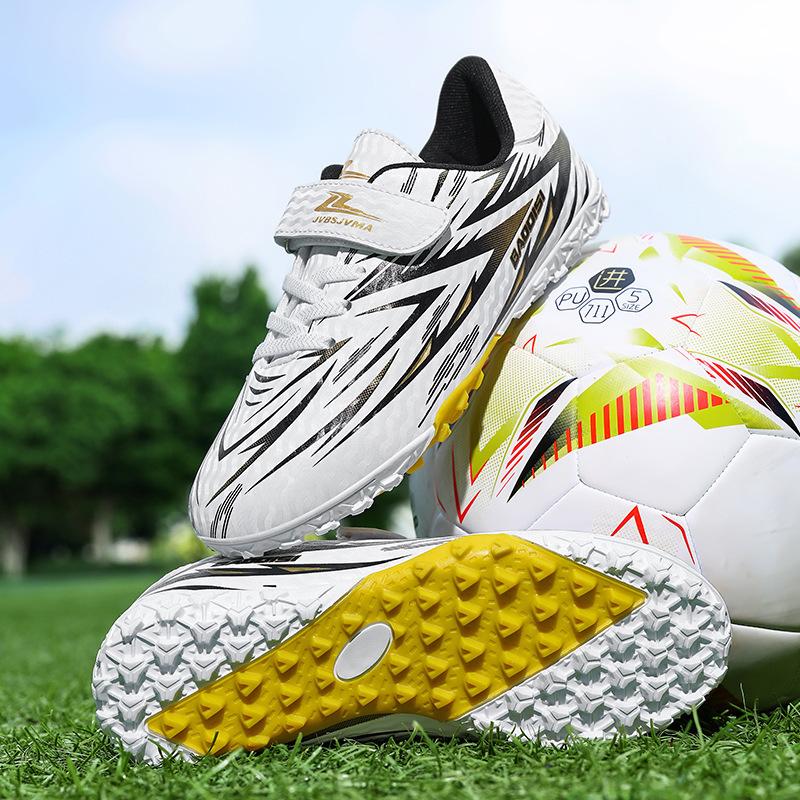 2025 summer new youth low-top Velcro football shoes big children's game long nails broken nails training football shoes