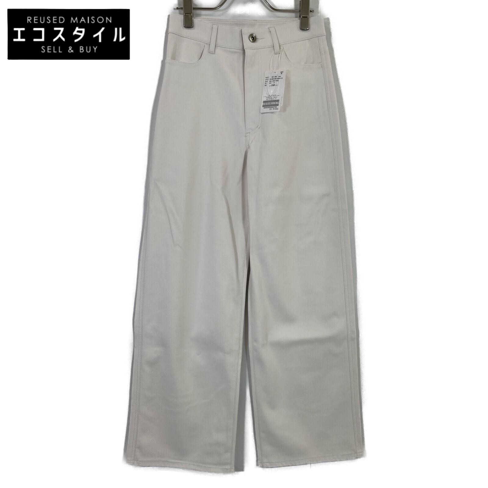 

MUSE 23 year old white fake leather flare pants Bottoms 34 whiteUsed