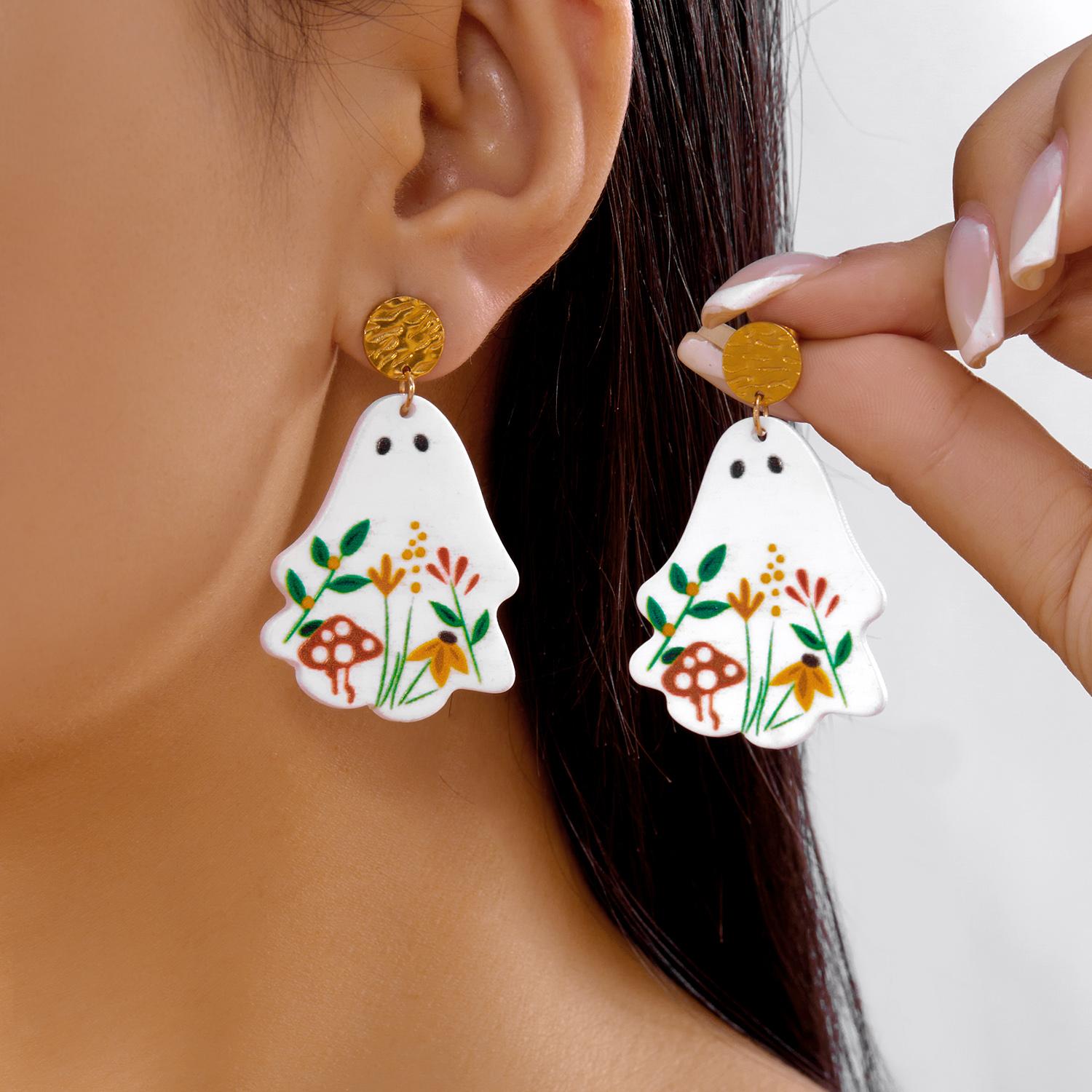 

Halloween Cartoon Acrylic Flower Ghost Dangle Earrings For Women Ghost Pendant Drop Earring Young Girls Party Jewelry Gift