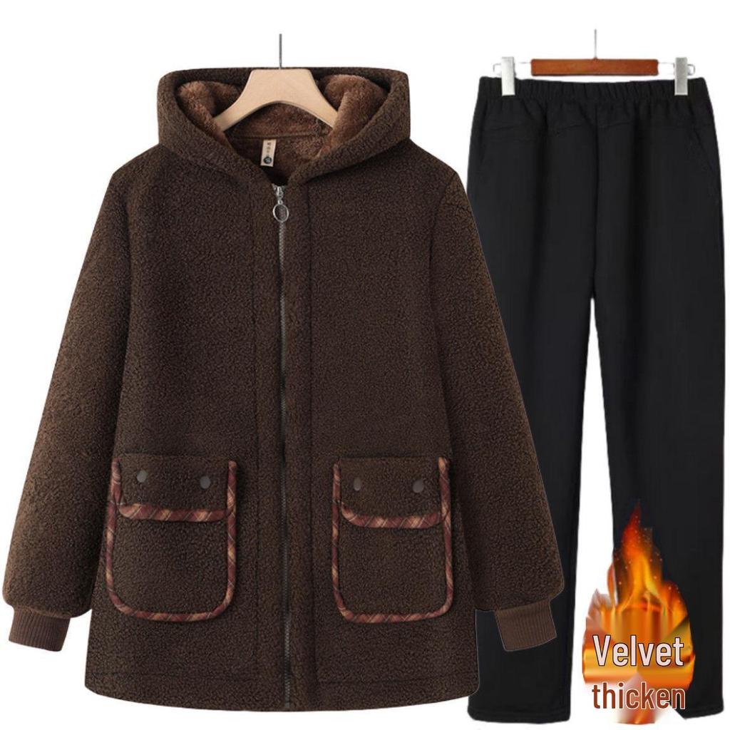 Mom's Plus Size Lambswool Hooded Jacket - Velvet Thickened Winter Coat for Middle-Aged & Elderly Women