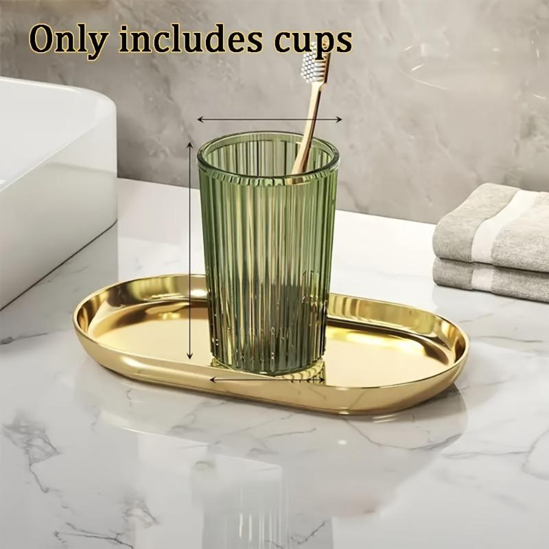 

Japanese style design household items - mouthwash, toothbrush, travel supplies, bathroom supplies - couple set brush cup зелений