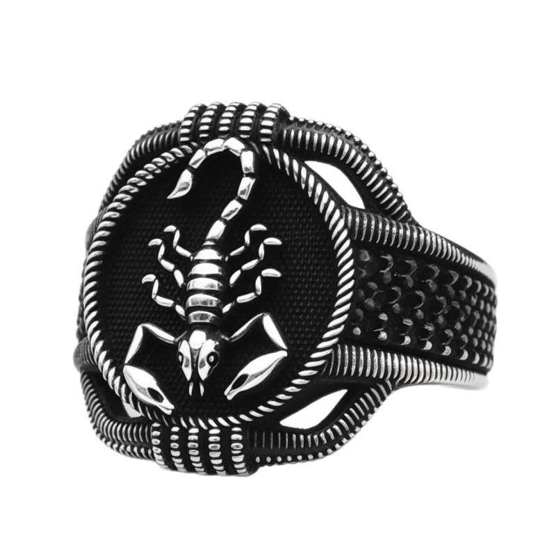European Men's Scorpion Ring, Creative Animal-shaped Black Diamond Men's Ring, Simple and Versatile Jewelry