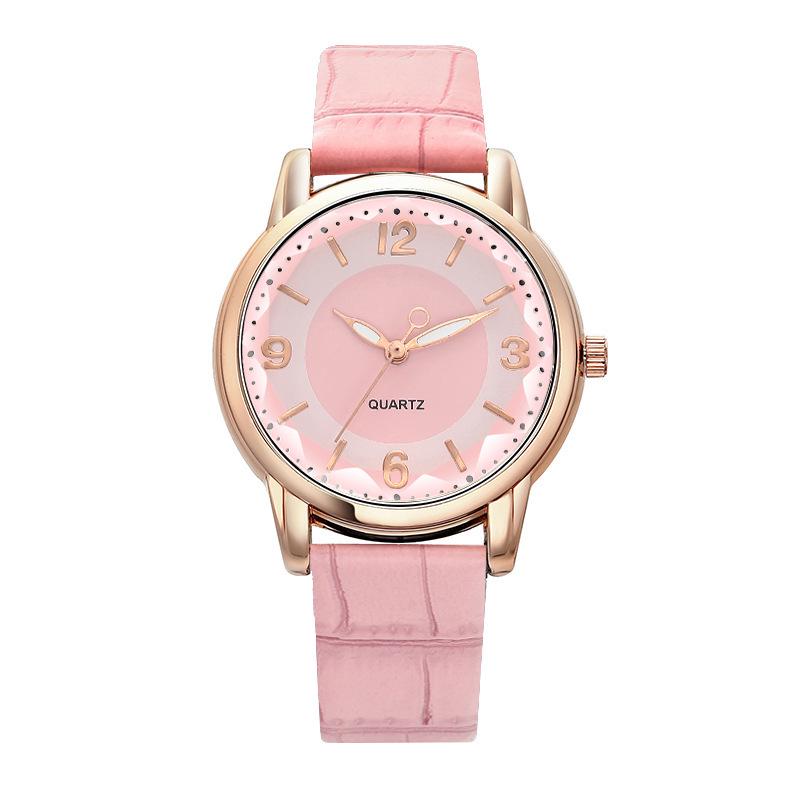 Women's Two-Tone Quartz Watch with Leather Strap and Temperament Round Dial