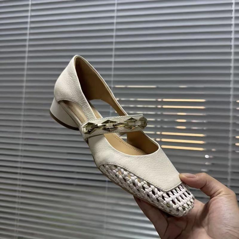 Fashion Square Toe Shallow Mouth Cutout Sandals Summer Women Breathable Fashion Woven Metal Chain One Strap Block Heel Single Shoes