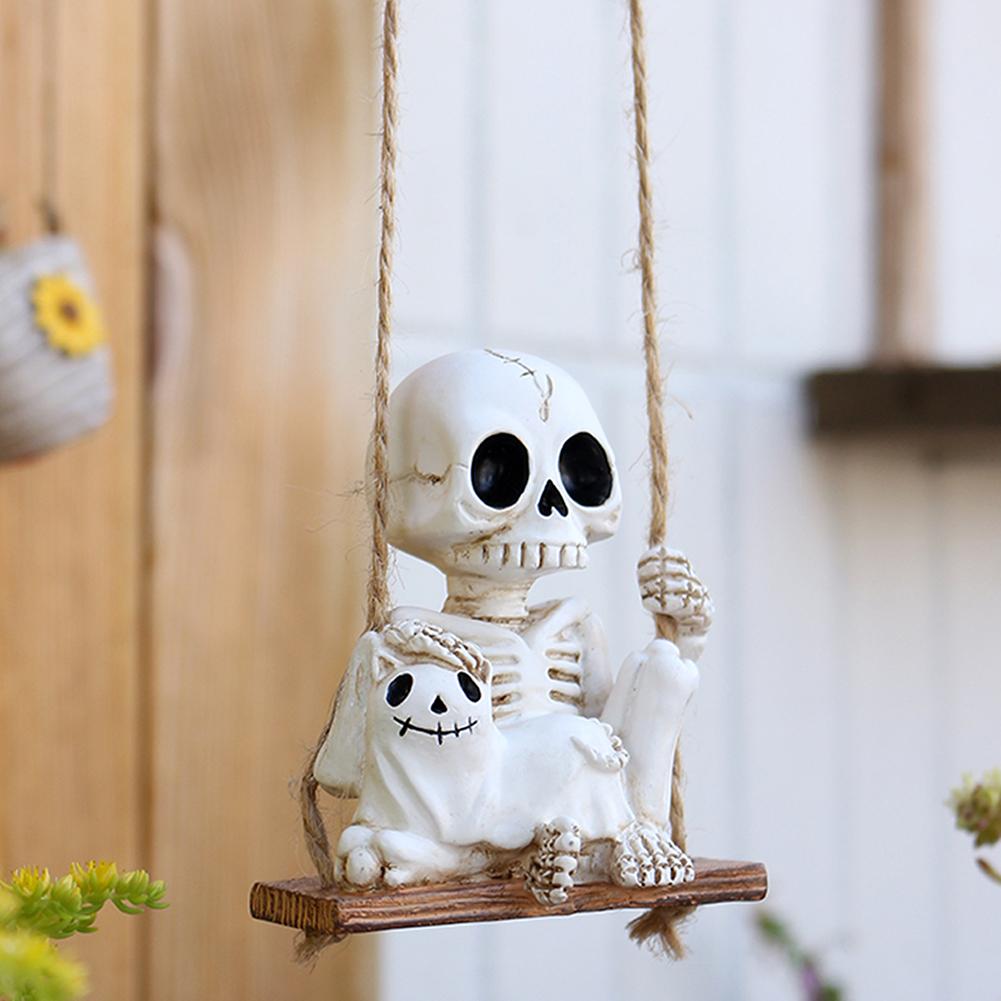 Swing Skull Resin Hanging Pendant Scary Hanging Decoration For Lawn Yard Decoration