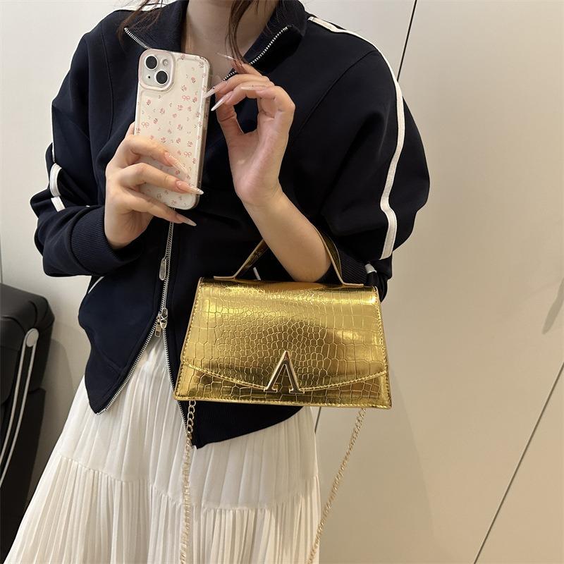 Fashion Trend Solid Color Light Luxury Women's Bag New Simple and Beautiful Fashion Temperament Handbag Shoulder Messenger Bag