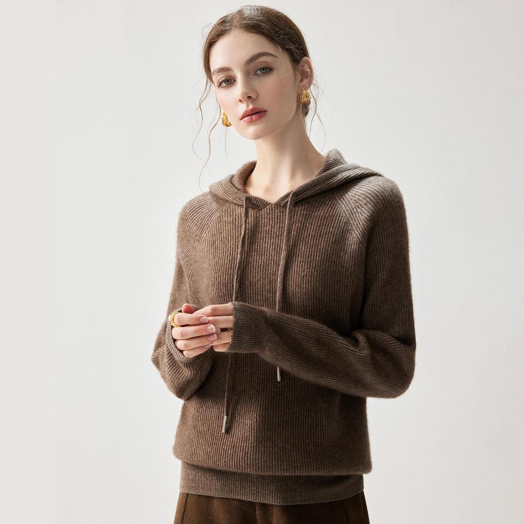 Elegant Women's Cashmere Hooded Sweater - Winter 2026 Style, Solid Color, Thick Base Layer, Loose Fit, Slimming Knitwear
