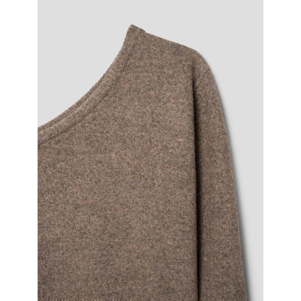 Anggae Moss Oneoff Shoulder Pullover Beige