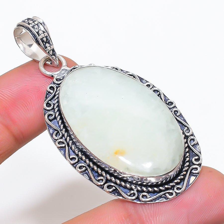 Natural Rainbow Moonstone Gemstone 925 Sterling Silver Pendant 2.44  AP-14161
