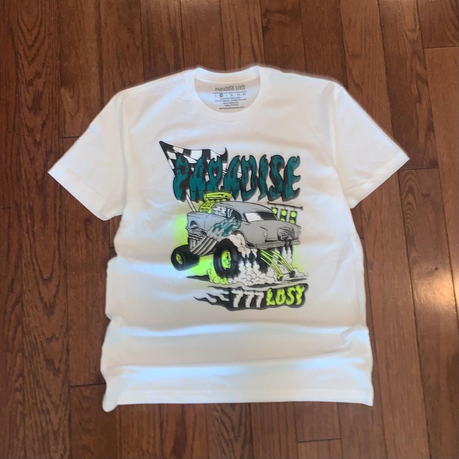 Paradise Lost Graphic Tee Y2K Streetwear Racing Car Neon White M Unisex T-Shirt M