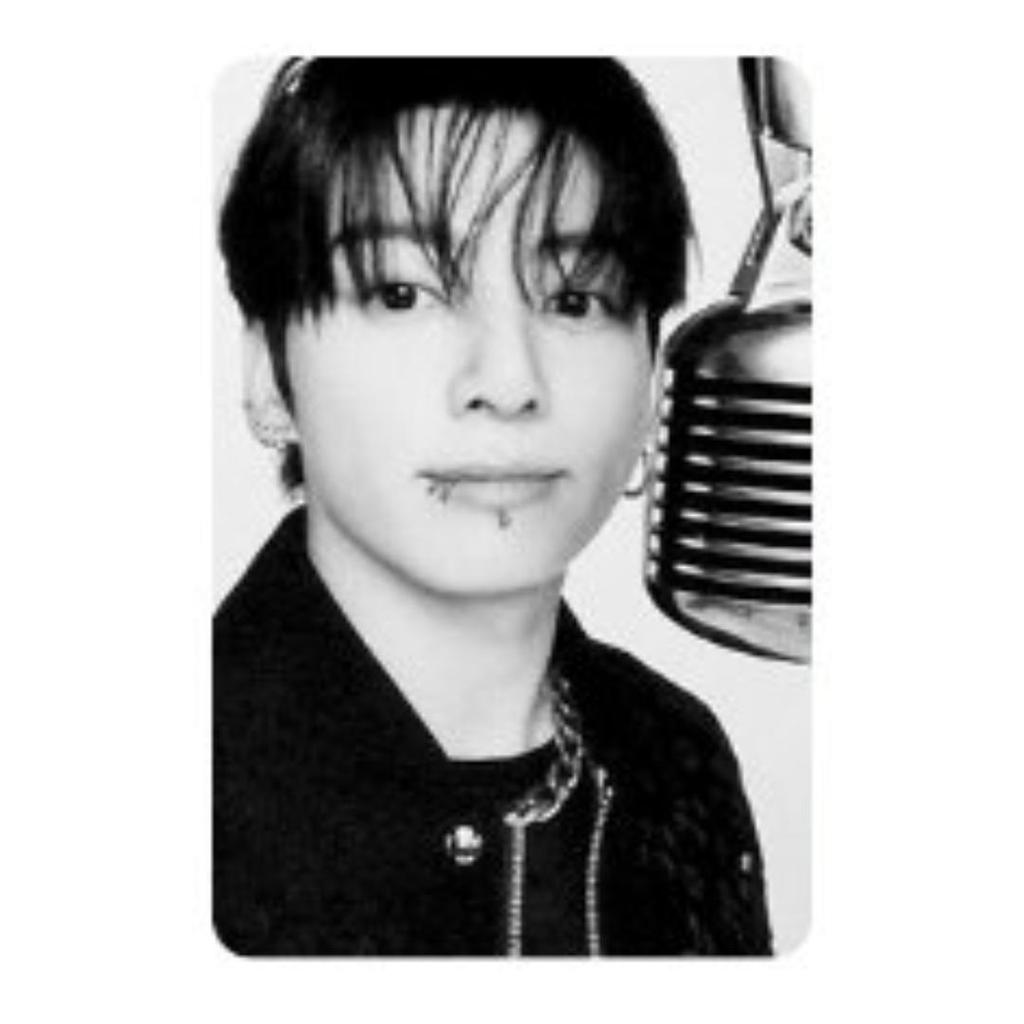PRE-ORDER "JUNGKOOK" BTS The 5th Album ARIRANG ALBUM PHOTOCARD JAPAN POB STORE BENEFITS OFFICIAL