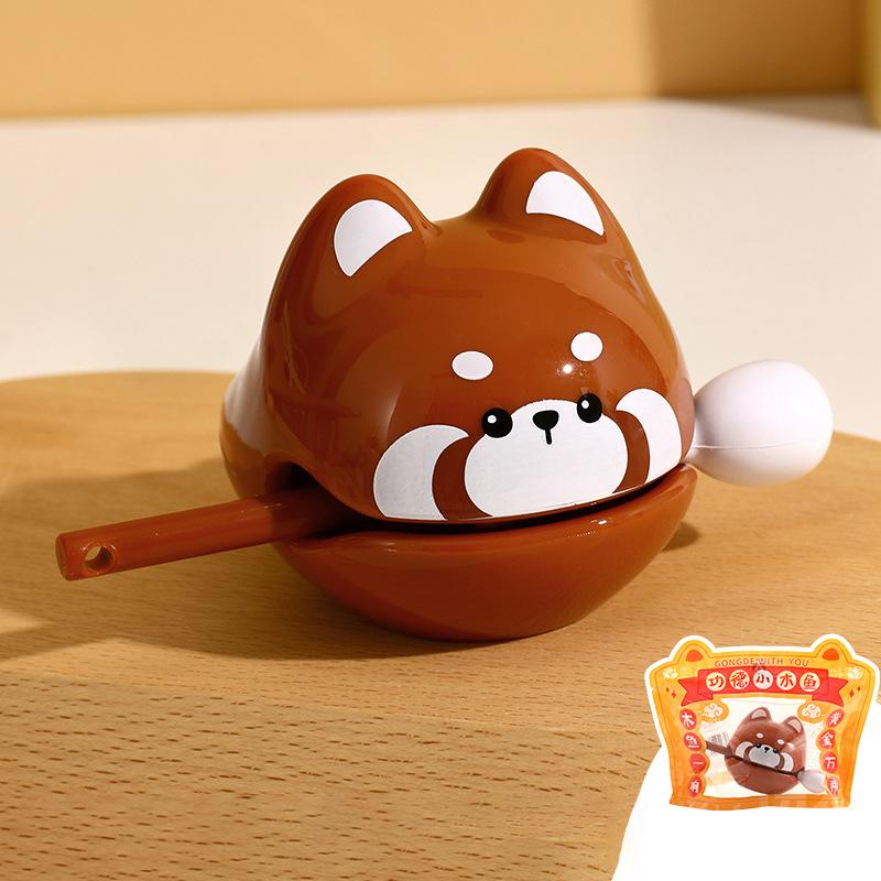 Creative Animal Shape Small Wooden Fish Keychain Funny Cartoon Wooden Fish Percussion Keychain Backpack Decoration Gifts