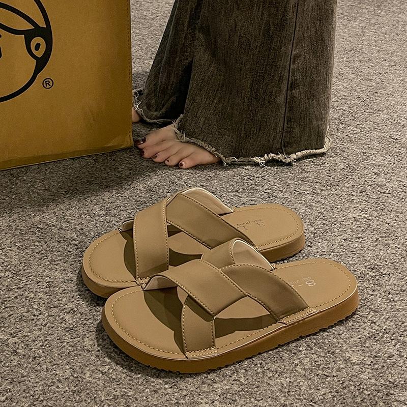 

Design sense retro maternity shoes outer wear high sense fashion versatile simple women s summer leisure word Roman slippers 40 хаки