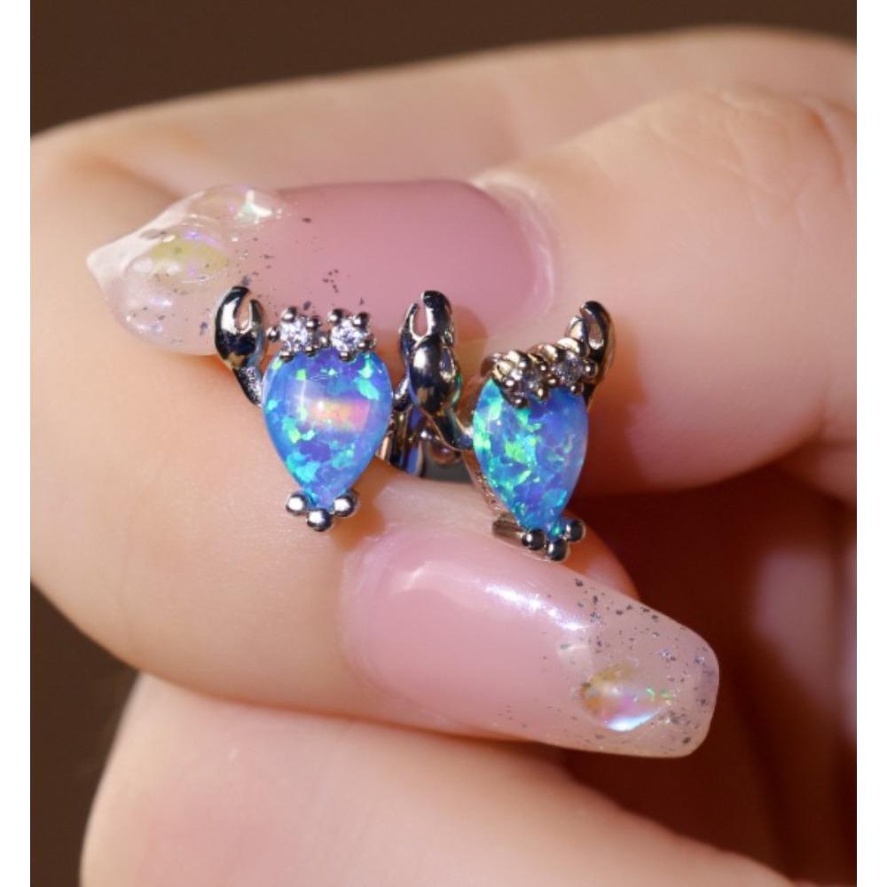 

Европейские и американские морские животные имеют нежные и маленькие серьги-раки.