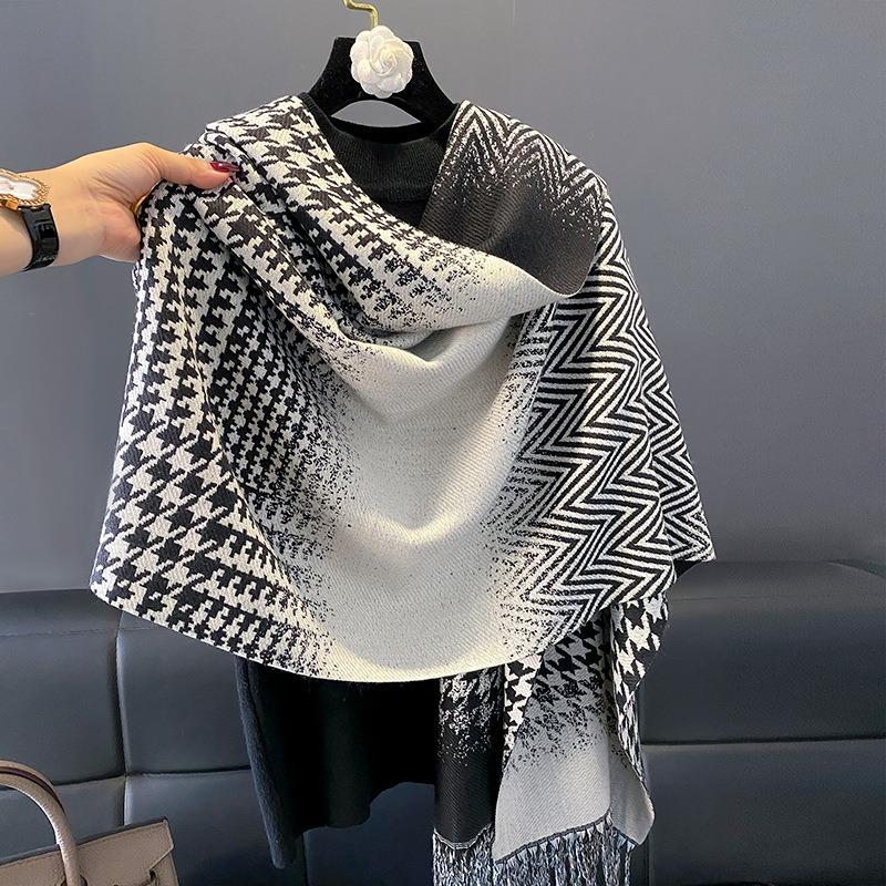 Black and white gradual change scarf women's autumn and winter new cold imitation cashmere versatile warm scarf shawl