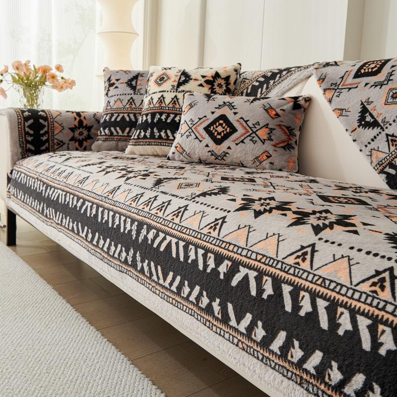 Thicken Plush Sofa Covers Non Slip Sofa Mat Winter Warm Washable Couch Slipcovers for Living Room Velvet Soft Sofa Towel