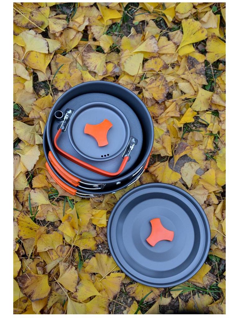 ARCSTG Dış Mekan Pişirme Seti: Taşınabilir Kamp Kettle'ı, Tava ve Vahşi Doğa Maceraları için Gereçler.