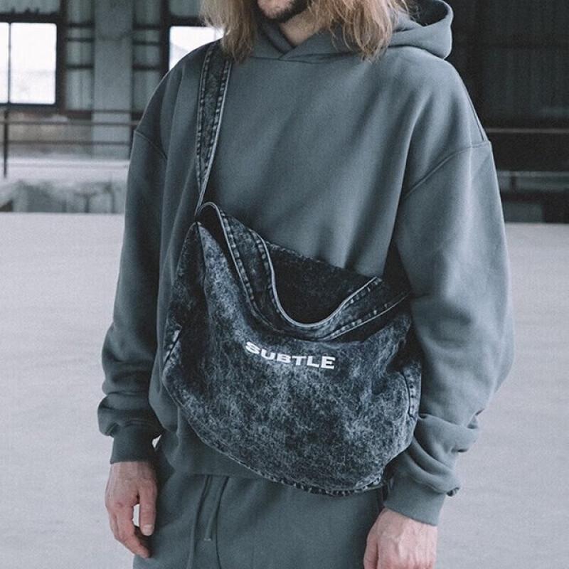 SUBTLE Large Capacity Sports Travel Shoulder Bag