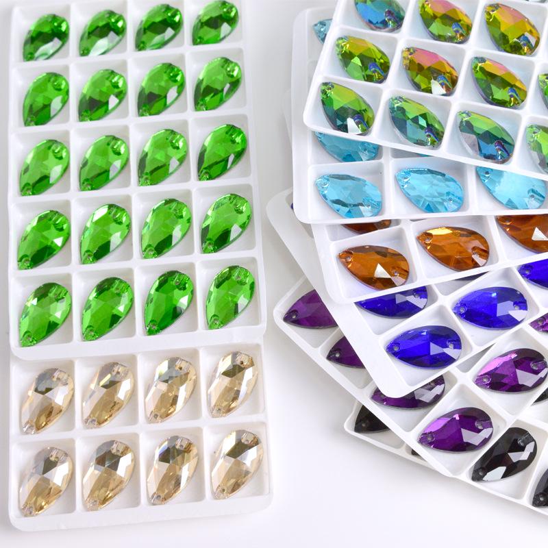 Strass Goutte à Deux Trous Cousus à la Main à Dos Plat pour Costumes de Danse