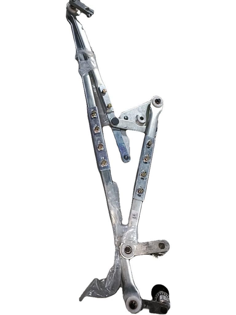 

Bus parts for King Long, Higer, and Shaolin: windshield wipers, linkage rods, wiper blades, Leidezhu.