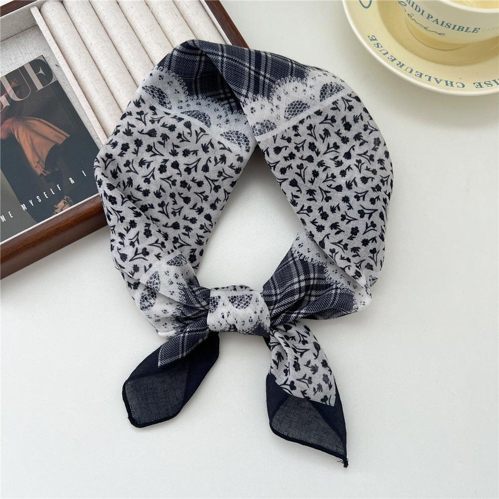 Liten fyrkantig scarf i bomull och linne Sidenhalsduk Dam Vår och höst Ny stil Konstnärlig och mångsidig Mode Temperament Huvudband Scarf