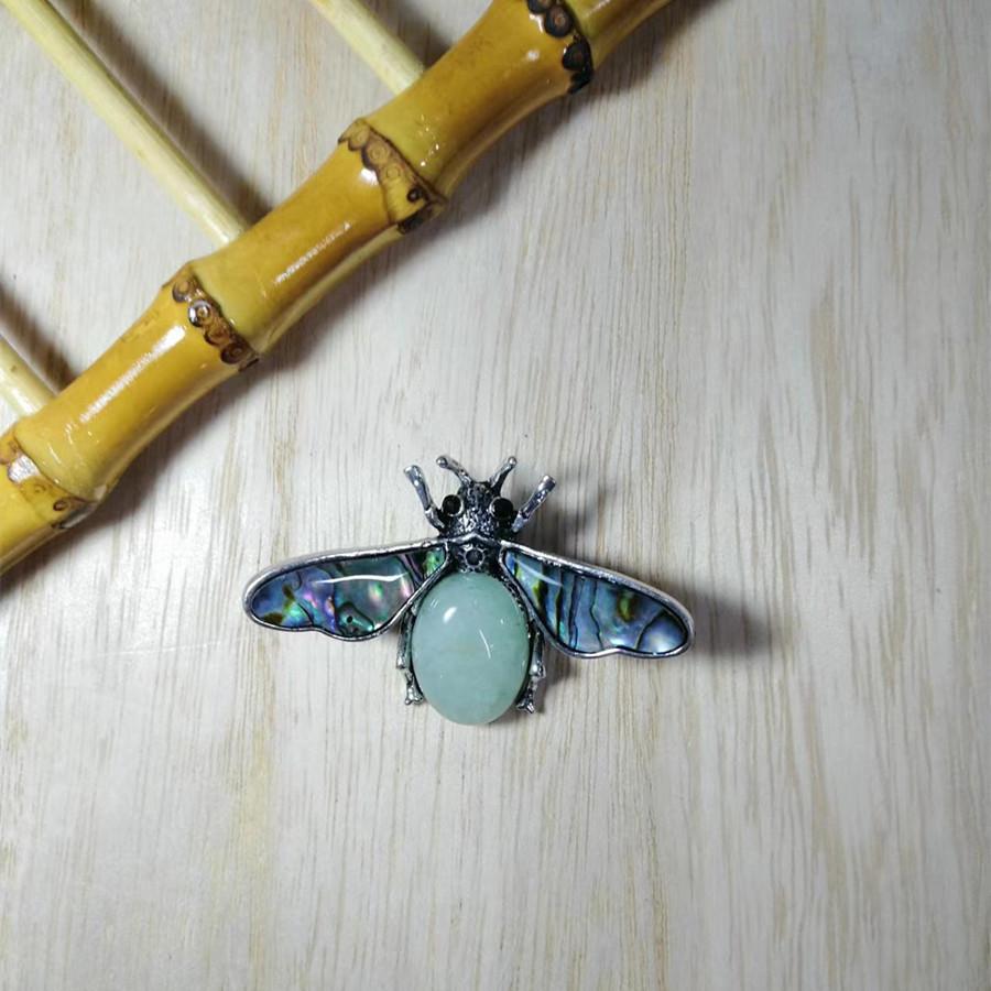 Shell Embedded Butterfly Brooch Pin Pendant With Fashionable Purple Crystal For Women And Men