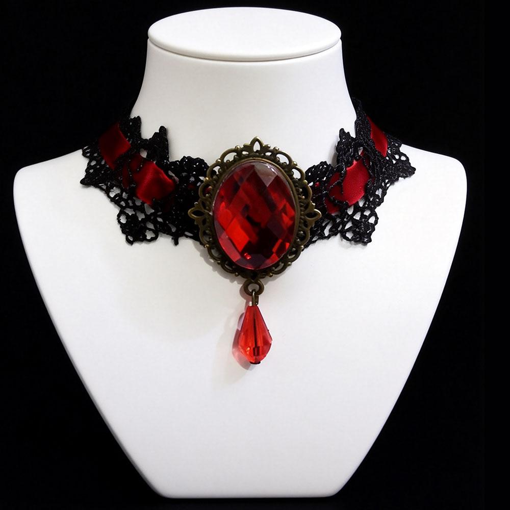 Gothic Black Choker Necklace for Women Vintage Goth Velvet Lace Collar Crystal Pendent Necklace Cosplay Party Jewelry