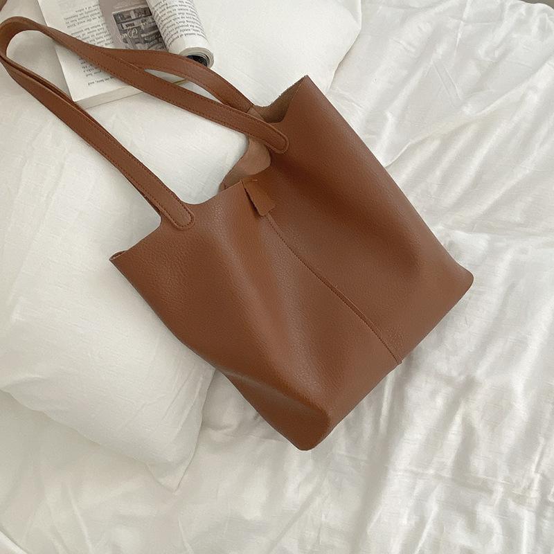 

Retro Simple Shoulder Bag Women S Summernewest All-Match Fashion Soft Leather Large Capacity Underarm Bag Handbag