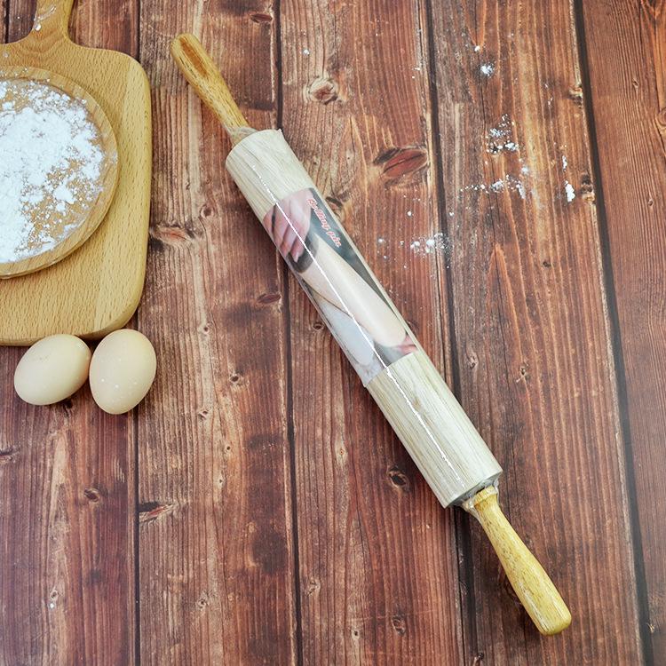 Christmas Reindeer Carved Rubberwood Rolling Pin for Baking Dumplings