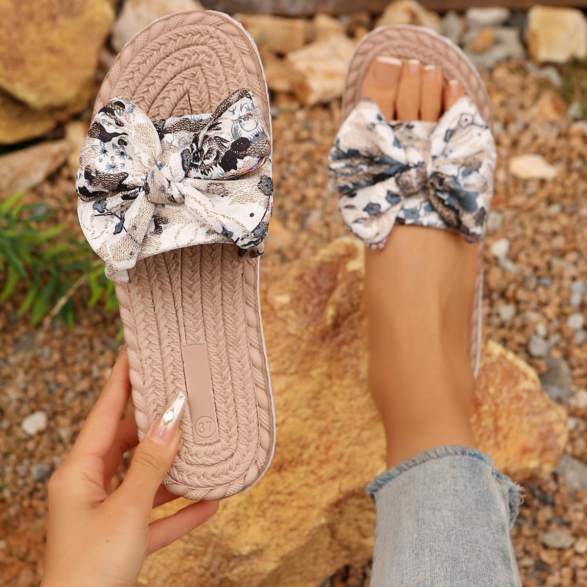 

Тапочки с бантом, классные, женская верхняя одежда на весну 2024 года, новые, симпатичные, маленькие, свежие, с плоской подошвой, нескользящие, пляжные, одно слово, перетаскивание 36 темно-синий