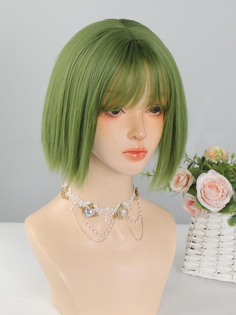 Zielona peruka Cosplay syntetyczne peruki odporne na ciepło 10-calowe krótkie peruki z grzywką prosta peruka Lolita Halloween z grzywką dla kobiet odporna na ciepło