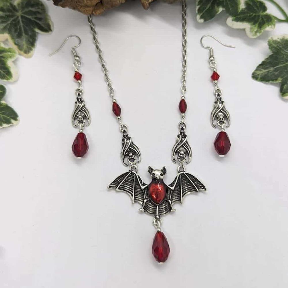 Retro Goth Red Crystal Bead Tassel Sliver Color Vampire Bat Pendant Choker Necklace Earrings Set for Men Women Hallowmas Jewelry