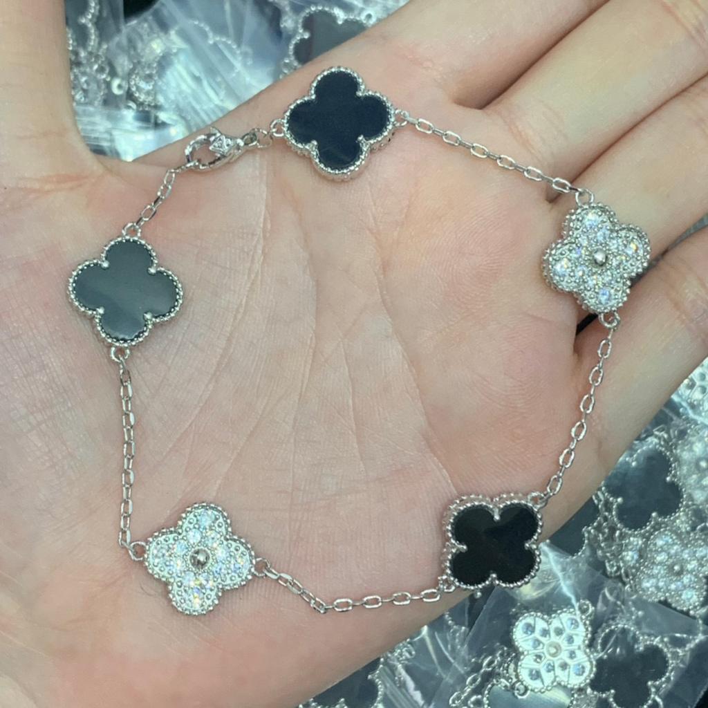 Bransoletka Koniczynka Czterolistna Pięciokwiatowa Mosiądz 18k Nieblaknąca Damska Chalcedon Laserowa Bransoletka