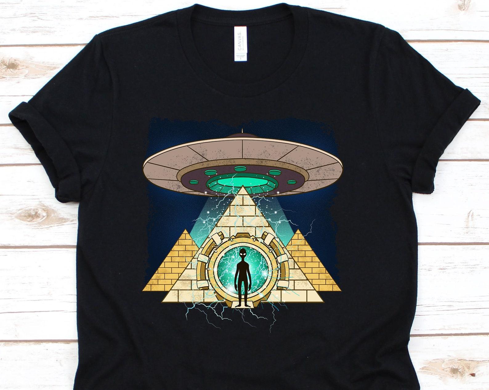 Ancient Astronaut Theorist Shirt, Ancient Alien Tshirt For Pseudoscience Expert And Conspiracy Theory Believer, Ufologist Gift XL