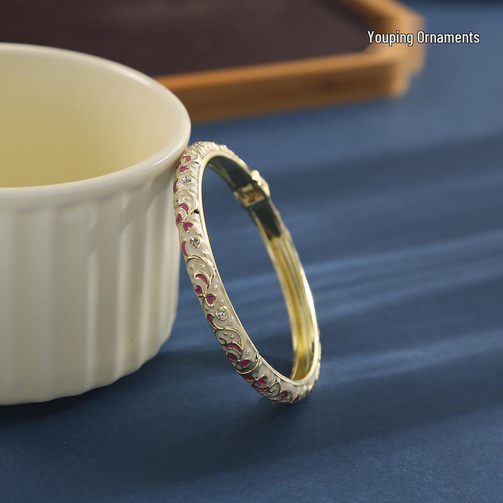 Enamel Painted Open Cuff Bracelet: Retro Court Style, Ideal Gift for Career Advancement & Best Friend