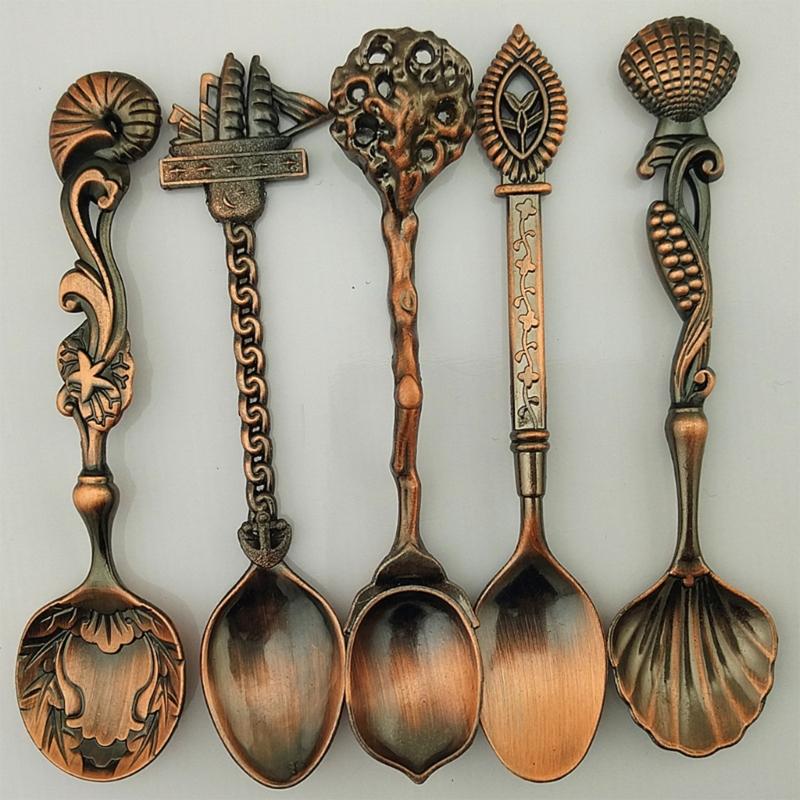 Retro Art Embossed Alloy Spoon Set 5Pcs Kitchen Utensils Durable Alloy Tableware Collection For Dining Elegances