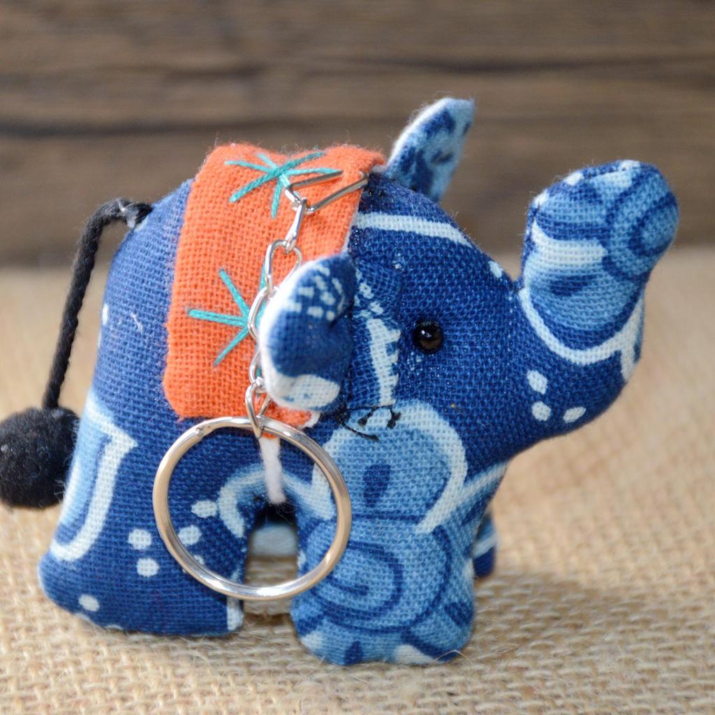Yunnan Etnische Tie-dye Kleine Olifant Sleutelhanger & Hanger