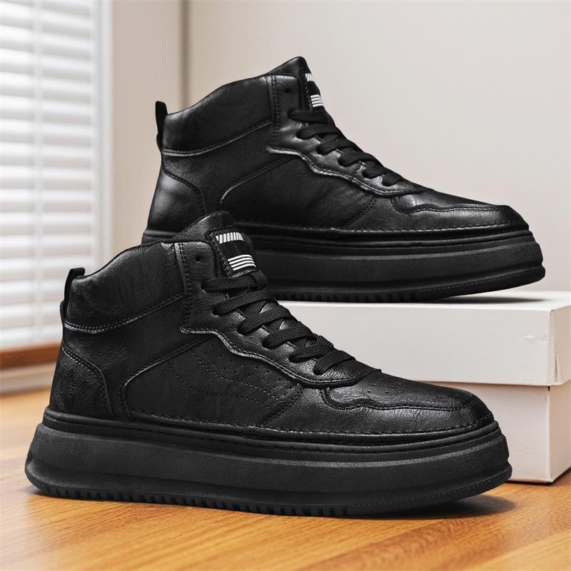 Neue Designer High Top Skateboardschuhe für Herren Hochwertige Mode Lässige Leder-Sneaker Männlich Einfarbig Herbst Herren-Sneaker
