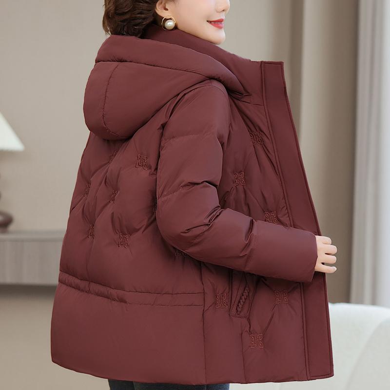 Jachetă Puf Scurtă pentru Femei de Vârstă Mijlocie Mărimi Mari XL-6XL Îmbrăcăminte Exterioară de Iarnă cu Glugă Elegantă Broderie Groasă Caldă Jachete de Puf