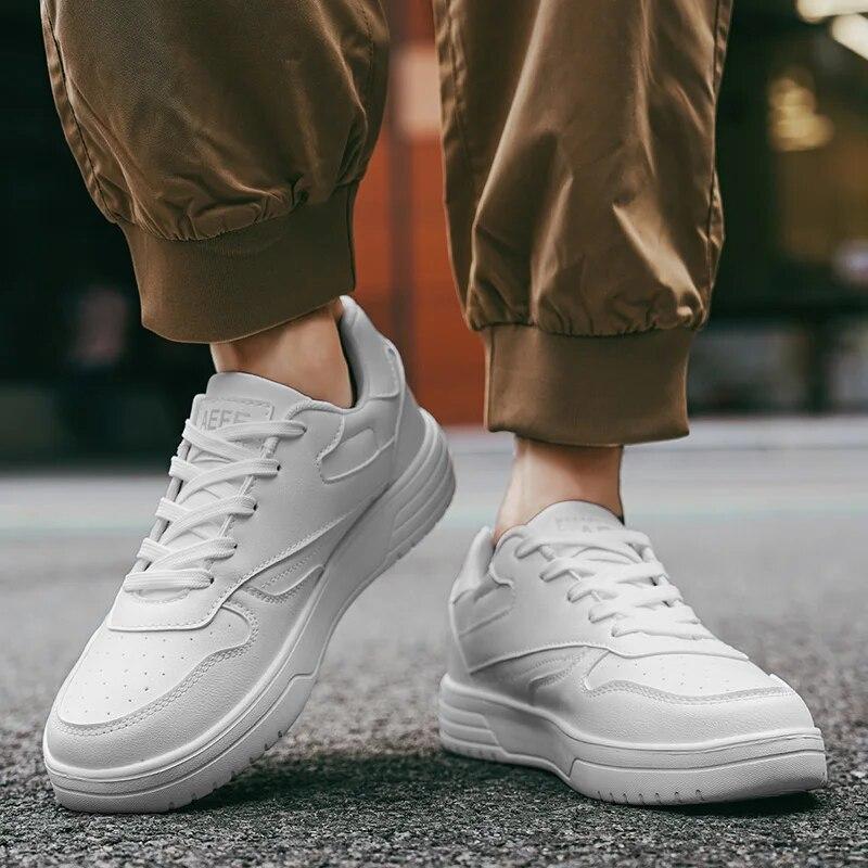 Men Running Shoes Ourdoor Jogging Trekking White Women Sneakers Athletic Shoes Comfortable Light Soft White Sneakers