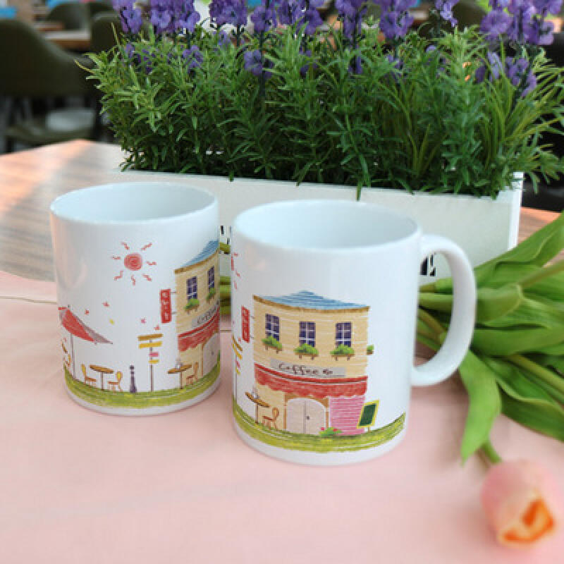 cg922-design mug 2p-street with cafe 4