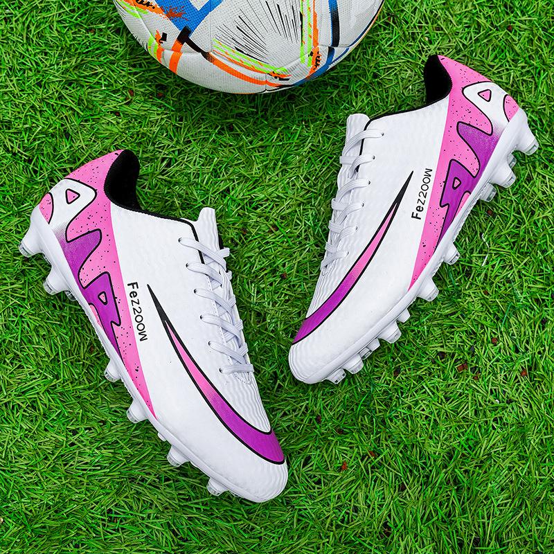 Overseas popular men's and women's low-top breathable football shoes indoor and outdoor sports shoes professional competition shoes