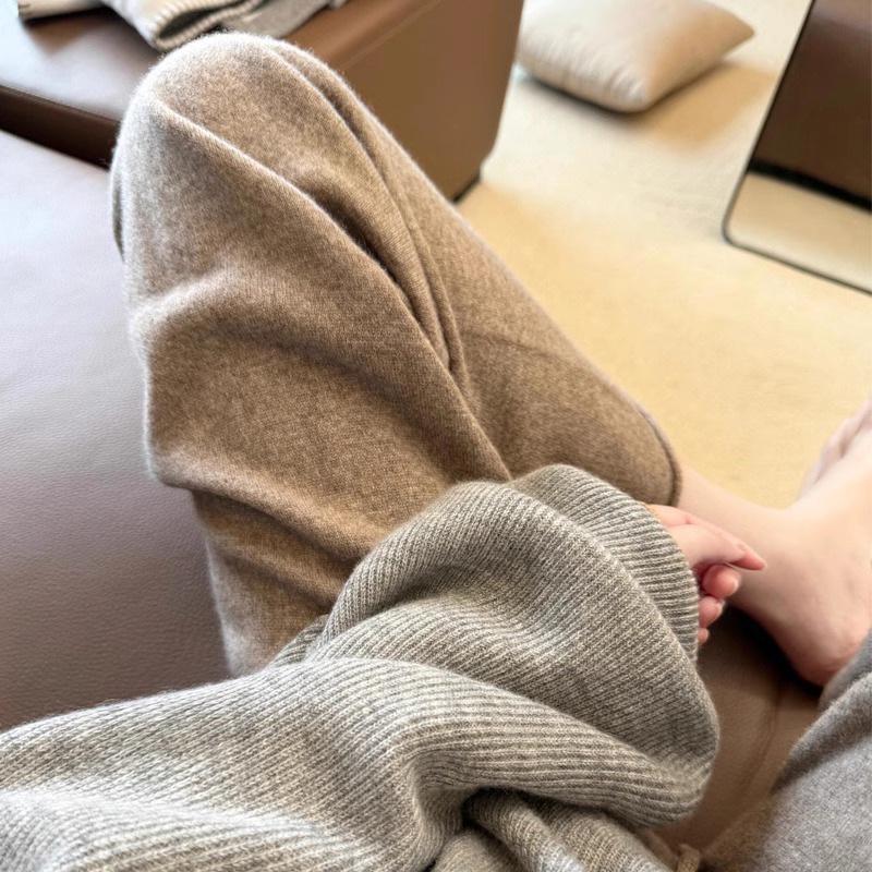 

Boss s Pick: Women s Super Warm Slimming Knit Wide-Leg Pants - New Trendy Casual High-Waisted Straight-Leg for Autumn/Winter. S