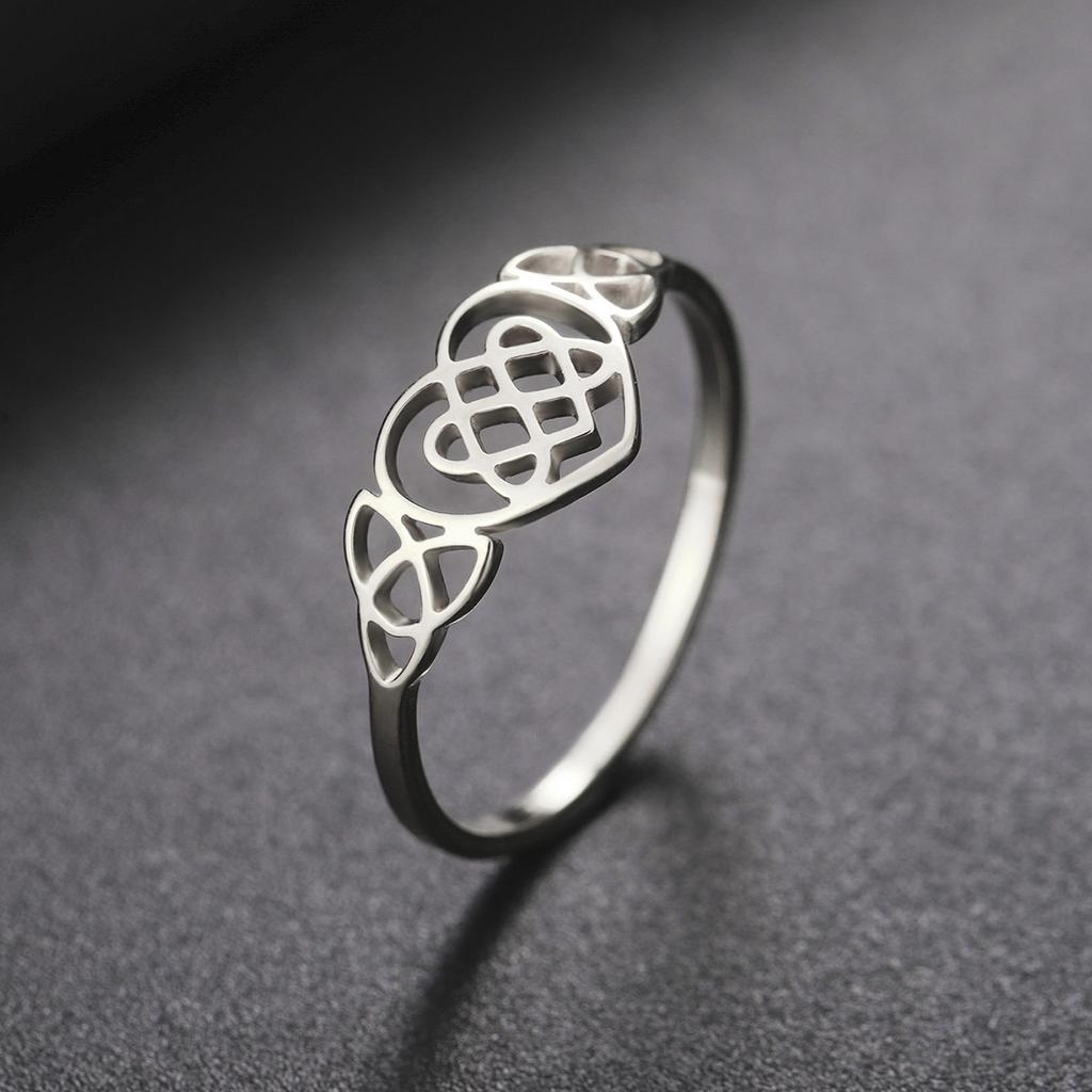 LIKGREAT Classic Hollow Love Heart Celtics Knot Rings Vintage Silver Color Wedding Party Gifts For Women Fashion Amulet Jewelry