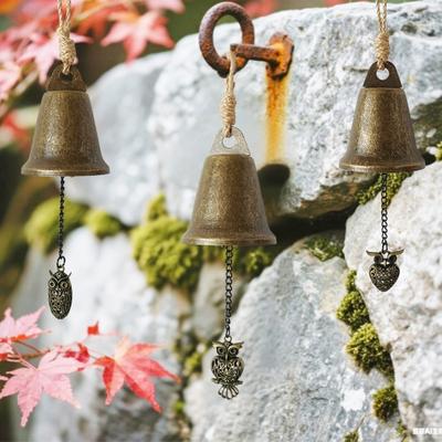 Vintage Hängeglocke Rustikales Metall Windspiel Retro Hängende Windglocke mit Eulen- oder Blattanhänger für Hauseingang Bauernhaus Gartendekoration