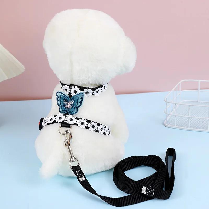 

Классическая шлейка и поводок для кошек, не дающие кошкам сбежать, поводки для собак, регулируемый комплект из шлейки и поводка для щенков с кружевным цветочным декором S