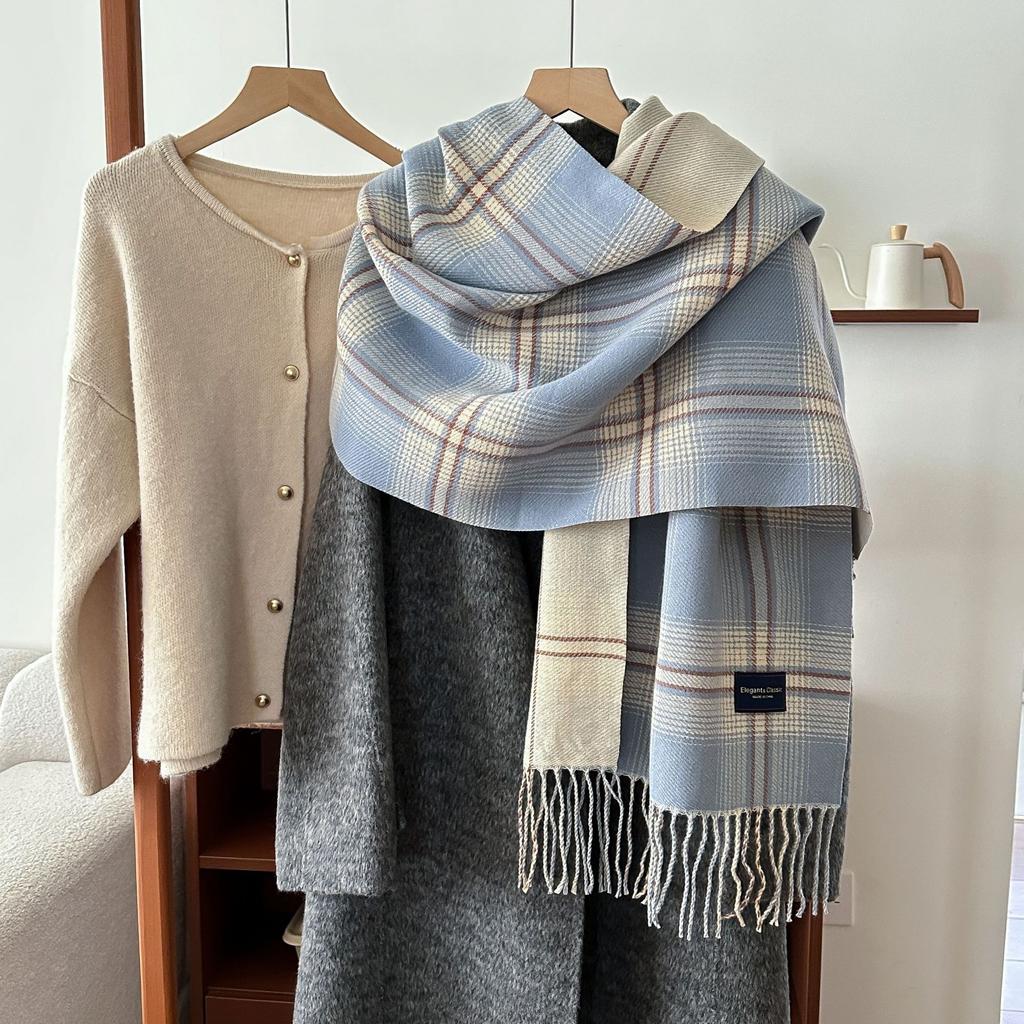 Women's Vintage Plaid -Like Scarf, Thickened Fringed Shawl for Autumn and Winter, High-End Warmth and Cold Protection