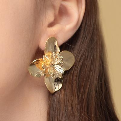 My Omelet Golden Flower Earrings