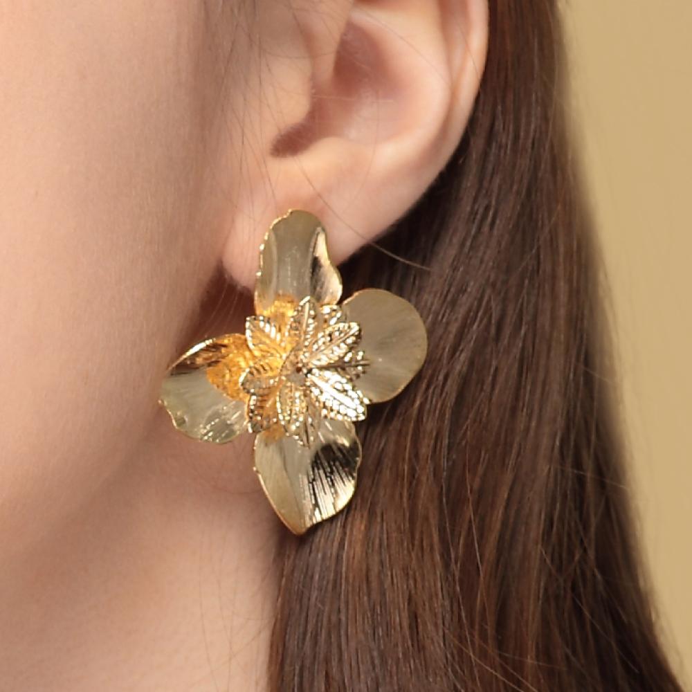My Omelet Golden Flower Earrings